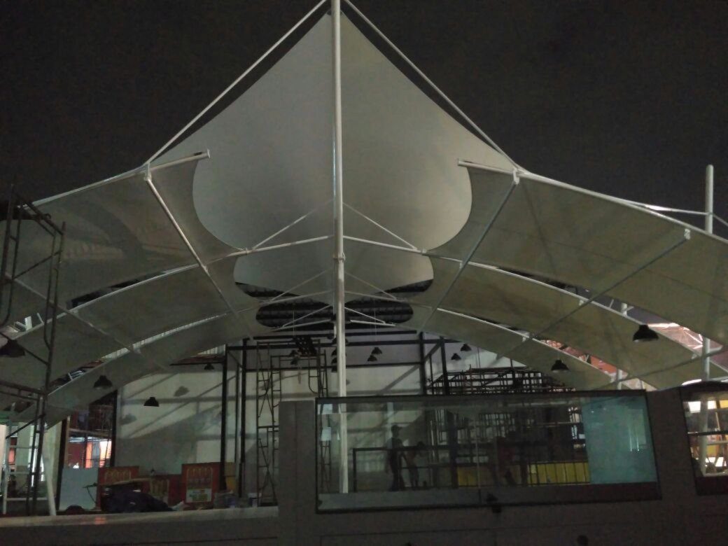 Membrane Layang